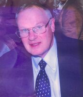 Kenneth  Bott